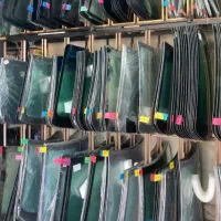 شیشه اتومبیل(نصب در محل)|خدمات موتور و ماشین|مشکیندشت, |دیوار