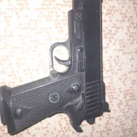 تفنگ اسباب بازی