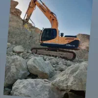 عدد بیل ۲۲۰ هیوندا همراه با چکش اماده بکار