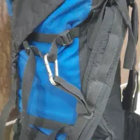 کوله پشتی حرفه ای و مقداری لوازم کوهنوردی