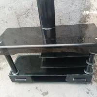 زیر تلویزیون