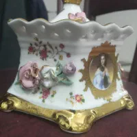 قندان گل برجسته