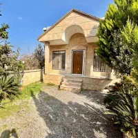 ویلاباغچه-نماسنگ-220متری-سنددار-لوکیشن-دنج-و-جنگلی