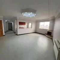 فروش اداری ۱۰۰متری/بر اصلی گلباغ نماز/طبقه اخر