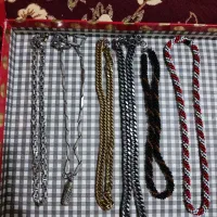 مقداری گردنبند