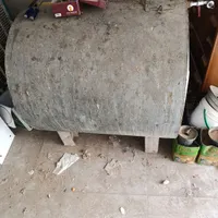 تانکر آب فلزی قدیمی محکم