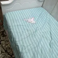 تخت کودک و نوجوان
