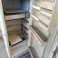 فـروش یخچال ۱۰فوت ارج در حد نــو
