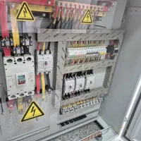 کارگر تابلو سازی  برق صنعتی ، مونتاژکار