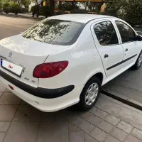 پژو 206SD V8 سفید مدل ۹۸ کم کار