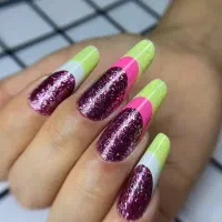 کاشت ناخن|خدمات آرایشگری و زیبایی|رشت, گلباغ نماز|دیوار