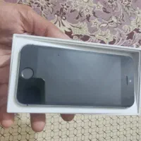 گوشی آیفن 5s نیاز به تعمیر بدنه قطعات سالم
