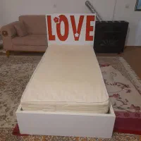 تخت خواب یک نفره