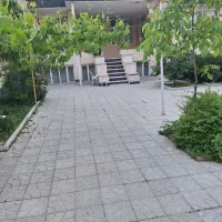 مسکونی ۴۵۰ متری در کشاورز مناسب برای سازندگان