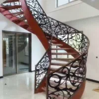 صنایع فلزی(متخصص پله )