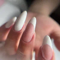 مدل کاشت و ترمیم ناخن