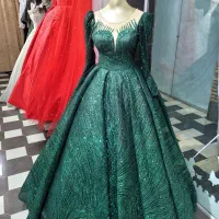 واگذاری مزون لباس عروس،فروش لباس عروس و عقد|لباس|کرمان, |دیوار