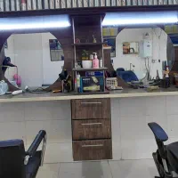 دکورارایشگاه mdfاصل بفروش می‌رسد.با یک عددصندلی