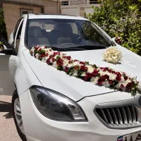 دسته گل وماشین عروس