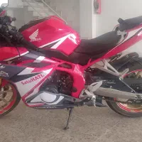 هندا cbr250rr