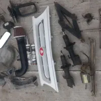 کمک فنر پراید جلو یکیش سالم ویکیش نیاز به تعمیر