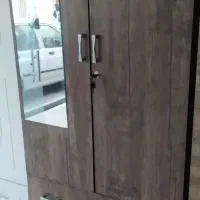 کمد لباس در حد نو رنگ قهوه ای