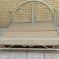 تخت دونفره فرفوژه طاووسی با کفی نوپان و تشک طبی|تخت و سرویس خواب|اصفهان, شیخ اشراق|دیوار