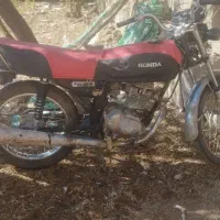 موتورسیکلت مدل ۱۳۸۳