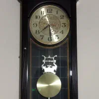 ساعت دیواری