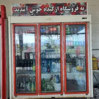 یخچال و مقداری وسایل رستوران با قیمت مناسب