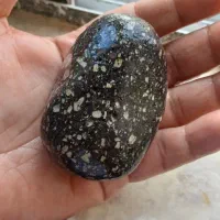 شهاب سنگ زیبا مشکوک