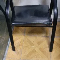 میز اداری یا کارمندی و صندلی چرخدار