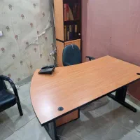 میز تحریر اداری