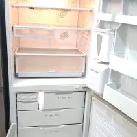 یخچال فریزر باضمانت کتبی کاملا سالم|یخچال و فریزر|قم, ولیعصر|دیوار