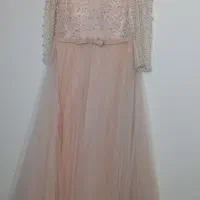 لباس مجلسی|لباس|شهریار, کهنز|دیوار