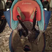 صندلی ماشین و نی نی لای لای