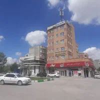 خدماتی ۵۰ متر و۷۰مترحیاط،بر بزرگراه ،علی آباد