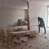 تخریب ساختمان داخلی با هیلتی وبنای کاشیکاری|خدمات پیشه و مهارت|محمدیه-قزوین, |دیوار