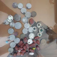 مقداری سکه قدیمی کلکسیونی