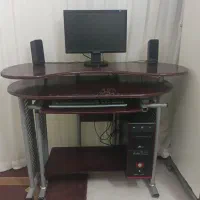 میز کامپیوتر متحرک