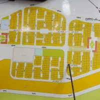 زمین-سه-بر-خیابان-اصلی