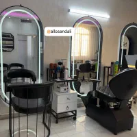 تولیدی تجهیزات آرایشگاه دکور سالن میزناخن تخت مژه