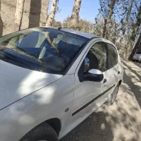 پژو ۲۰۶