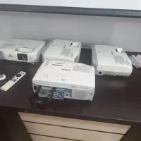 چهار عدد ویدئو پروژکتور