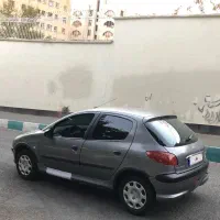 پژو ۲۰۶ تیپ ۲، مدل ۱۳۸۹ یه لکه رنگ|خودرو سواری و وانت|تهران, پونک|دیوار