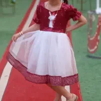 پیراهن دخترانه