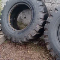 لاستیک لودر یا بیل بکهو یا گریدر ۱۷ نیم در حد|قطعات یدکی و لوازم جانبی|رشت, باهنر|دیوار