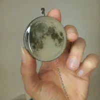 گردنبند ماه شبتاب رزینی