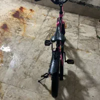 دوچرخه خارجی درجه یک و سبک  رنگ صورتی