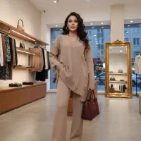 تعدادی بارانی کاپشن و مانتو